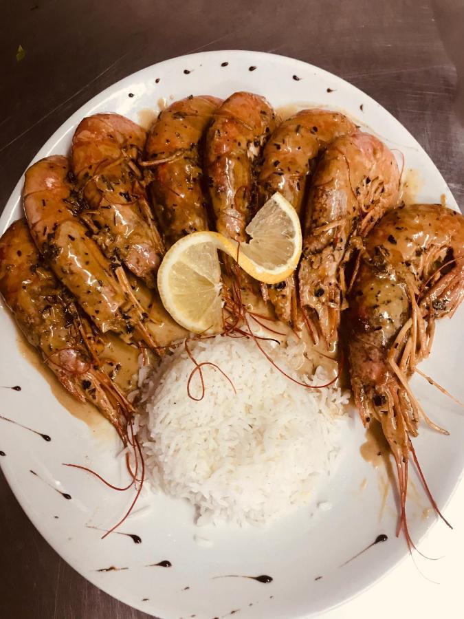 Hotel Restaurant L'Agapanthe Pont-de-Salars エクステリア 写真