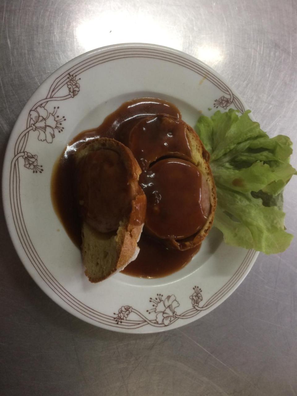 Hotel Restaurant L'Agapanthe Pont-de-Salars エクステリア 写真
