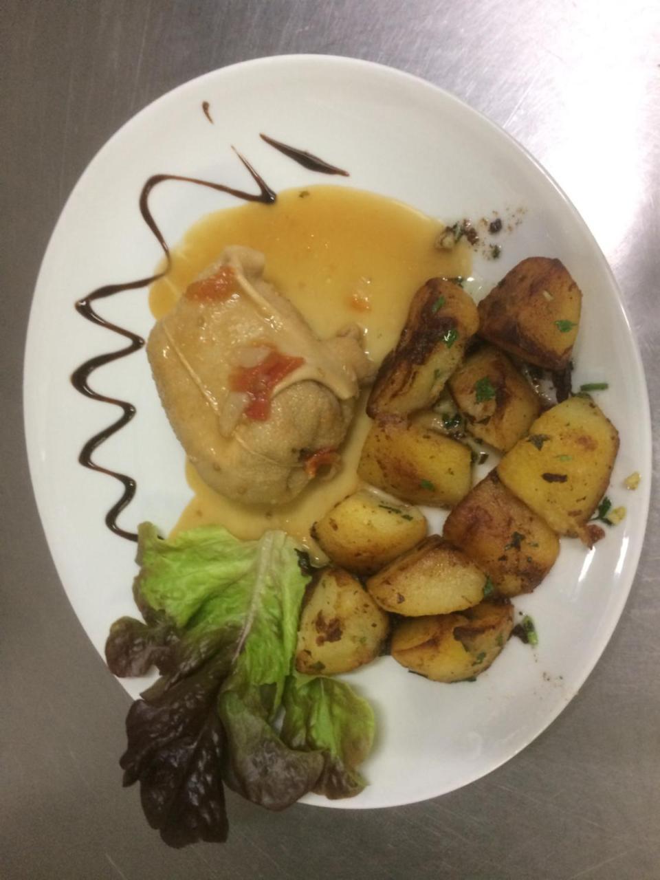 Hotel Restaurant L'Agapanthe Pont-de-Salars エクステリア 写真