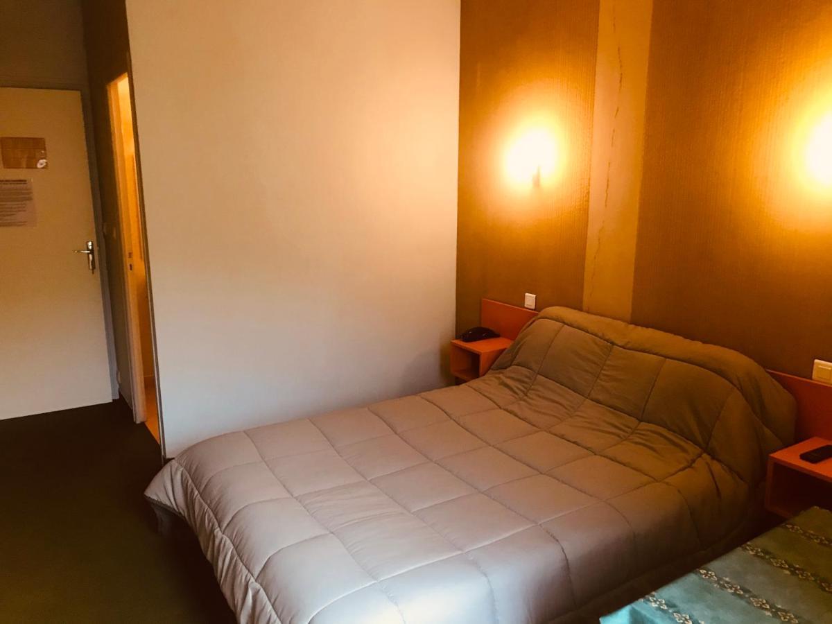 Hotel Restaurant L'Agapanthe Pont-de-Salars エクステリア 写真